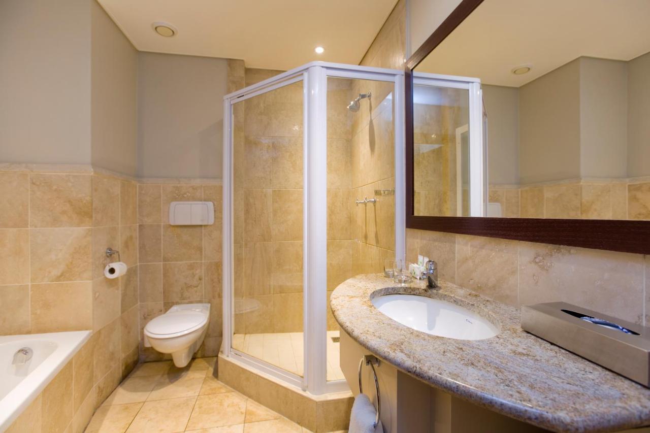 Garden Route Hotel Mossel Bay Bagian luar foto